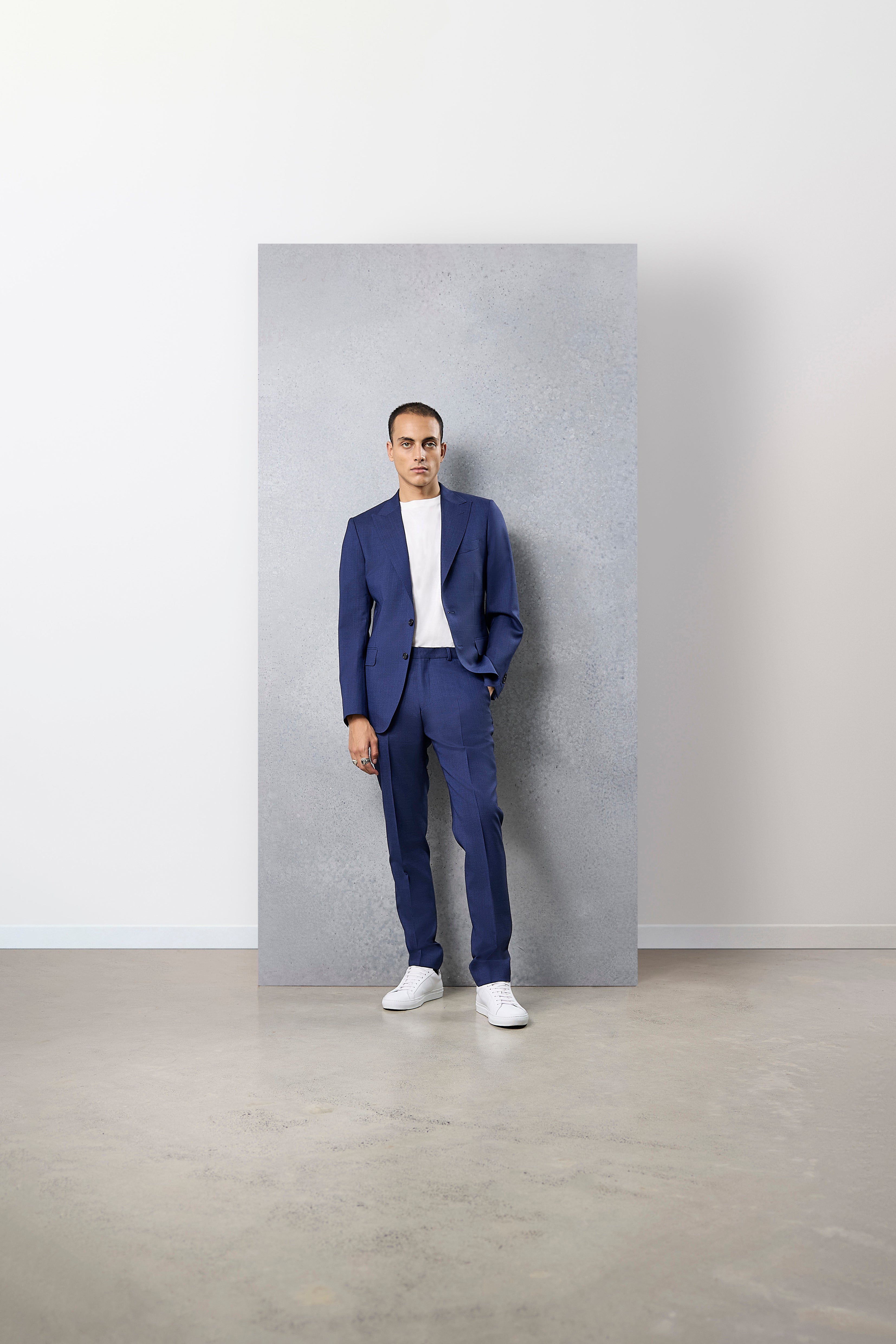 London C3W Suit Classic - Available Soon