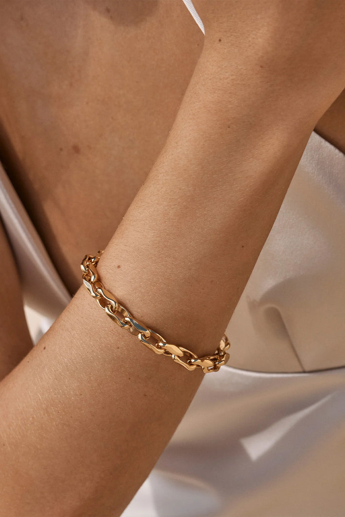 Amber Sceats - Hussuna Bracelet