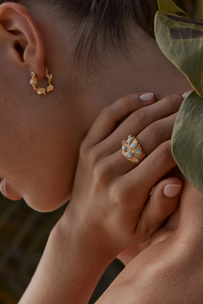 Amber Sceats - Cedar Ring