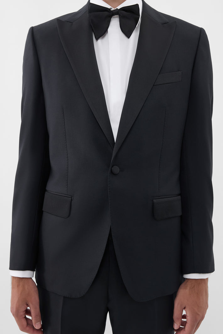 London Tuxedo Wide Peak