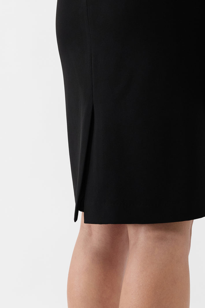 Signature Crepe Pencil Skirt