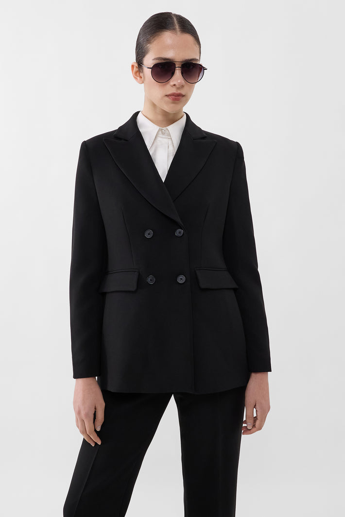 Signature Crepe DB Blazer