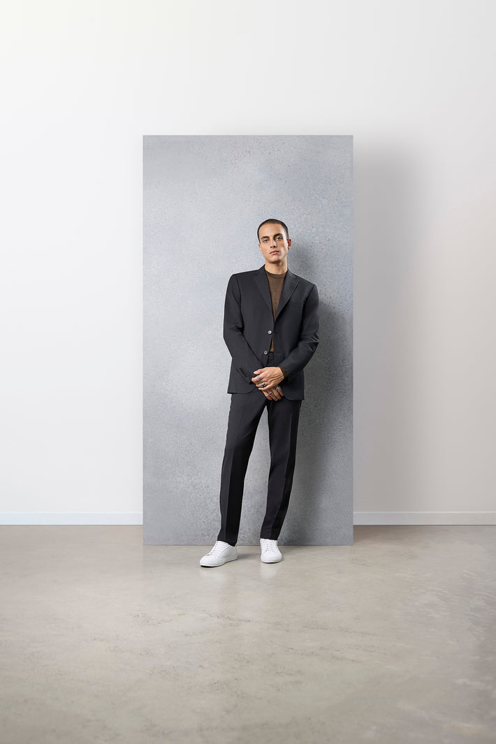 Zero Weight Suit