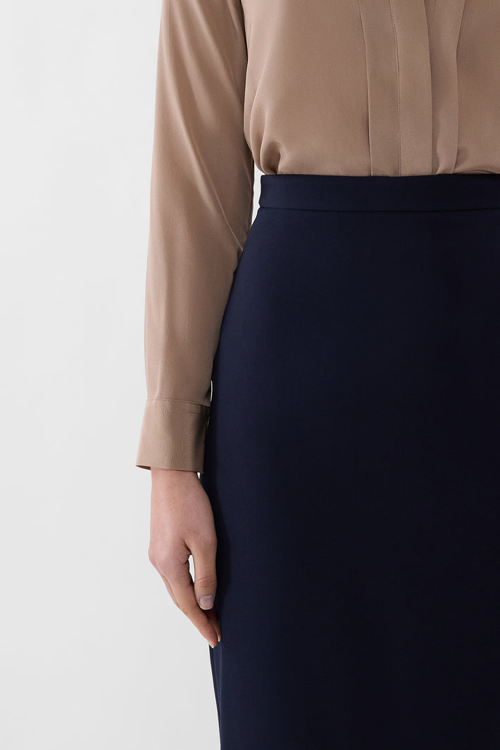 Signature Crepe Pencil Skirt
