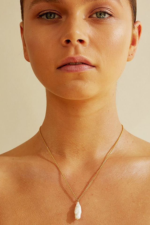 Azalea Necklace
