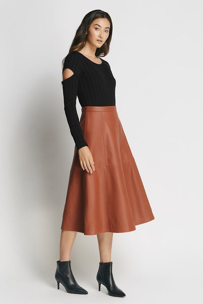 Brown leather shop skirt au