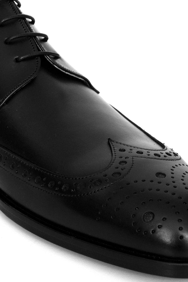 Parma Lace Up